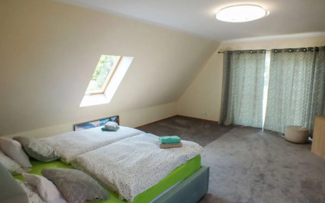 Country House Premium