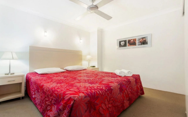 Broadbeach Travel Inn Apartments