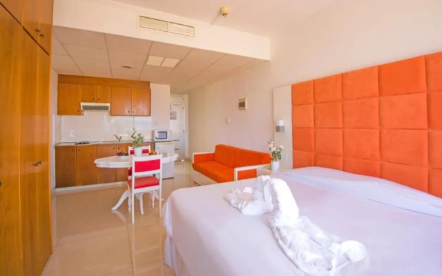 Marlita Beach Hotel Apartments