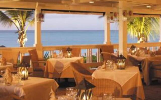 Sibonné Beach Hotel