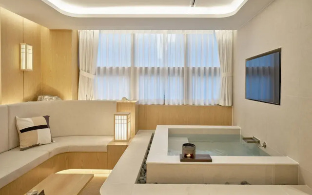 UH Suite The Coex