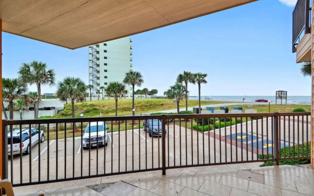 Ahoy Mateys 1 Br condo by RedAwning