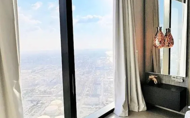 Luxurious Stay at the Address Beach Residences