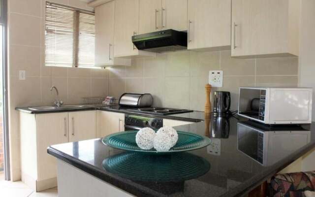 Flamingo Holiday Apartments