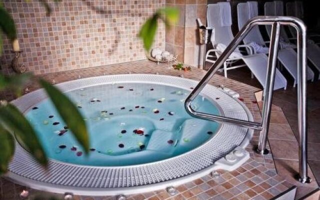 Grand Hotel Senica