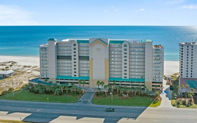 Regency Isle Penthouse 1106