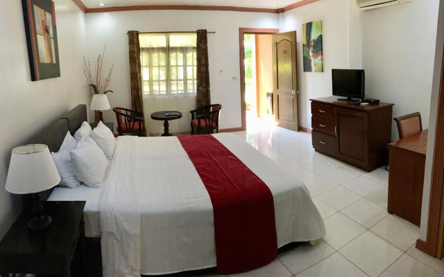 Anda White Beach Resort