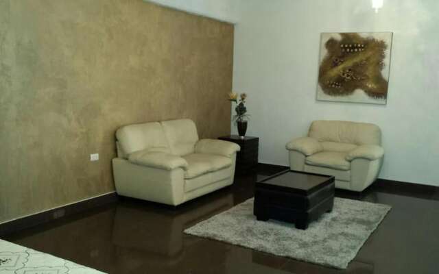 Premier Hotel Suites