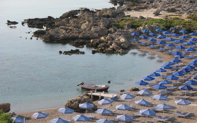 Tinas Plus Hotel
