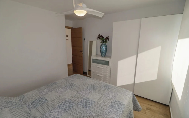 New Sunny Close to the Beach sea Views