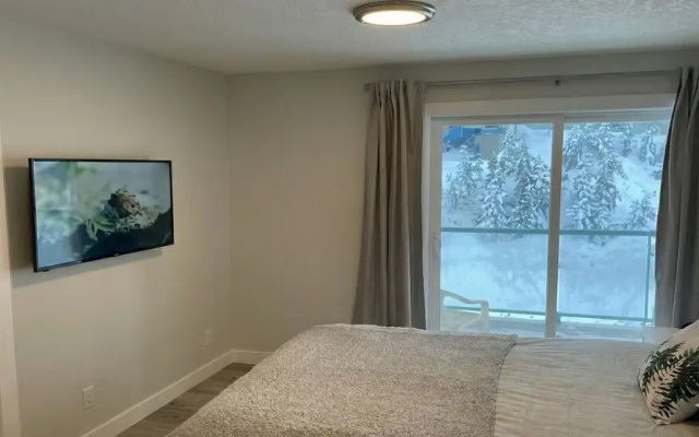 Beach Suites Parksville