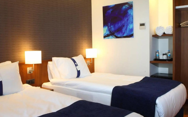 Holiday Inn Express Manisa - West