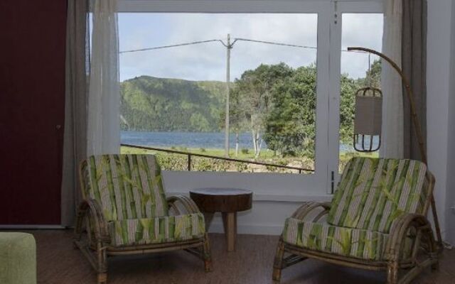 Sete Cidades Lake Lodge