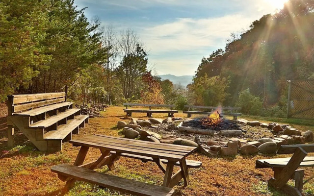 Ivy Falls 9 - Five Bedroom Chalet