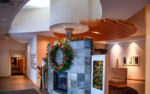 iHOTEL & Conference Center Red Deer