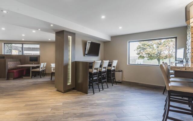 Spark by Hilton Oshawa