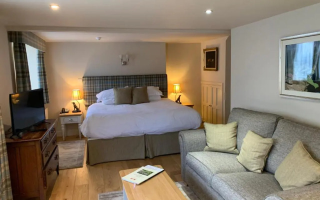 Red Lion Hotel and Manor House
