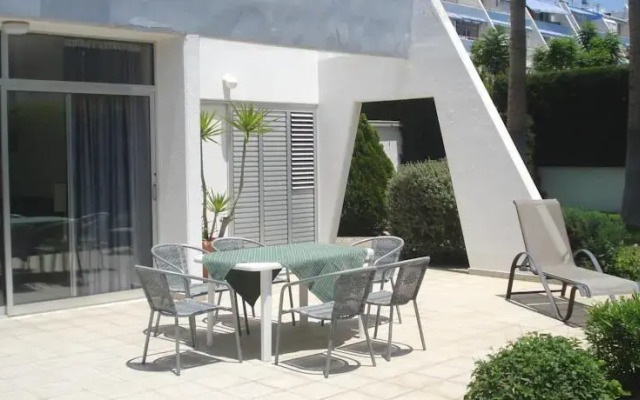 Apartment LA13 in Amathusia Beach