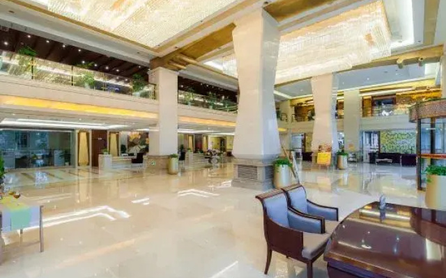 Jinqian Jiahua Hotel