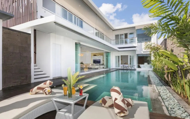 Villa Louis Legian by Nagisa Bali