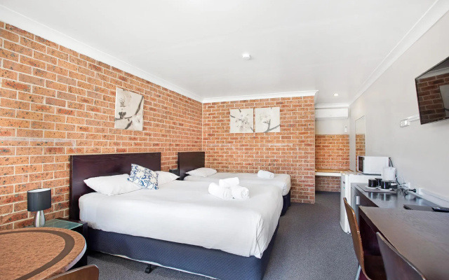 Lake Macquarie Motor Inn – Guest Rooms – Newcastle