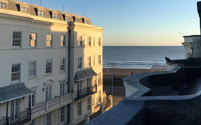 The Skye Seaview Apartment