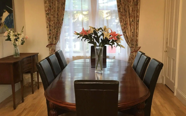 Lanark Residence