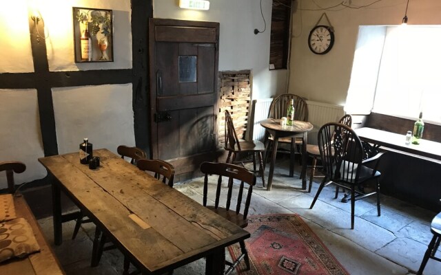 Sun Inn