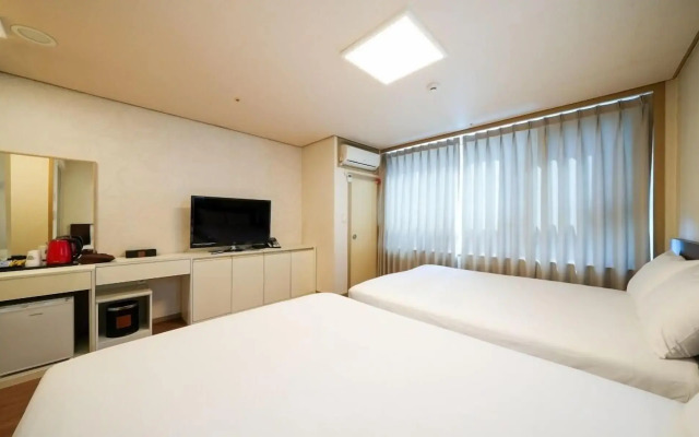 Hotel Aventree Yeouido