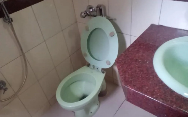 Hotel Preethi Palace