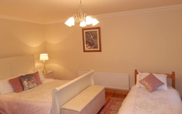 Luxury 4 Bedroom House in Tallagh Hill, Belmullet