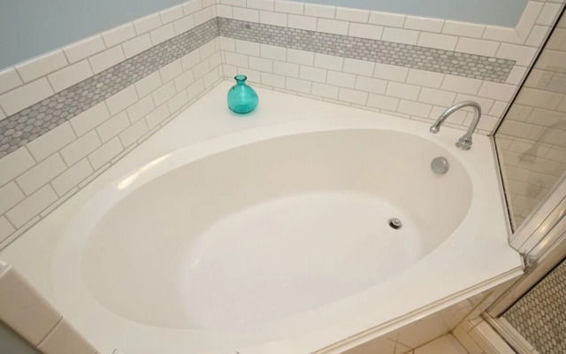 Waterscape 235-A by RealJoy