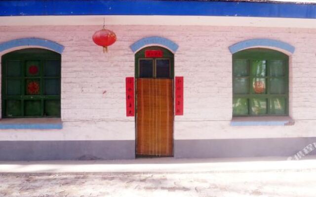 Jinzhong Qixian Danfengge Shengtai Hotel