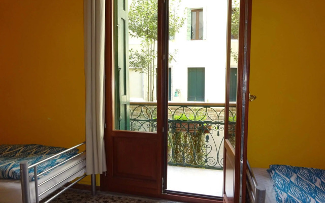 Youth Venice Palace