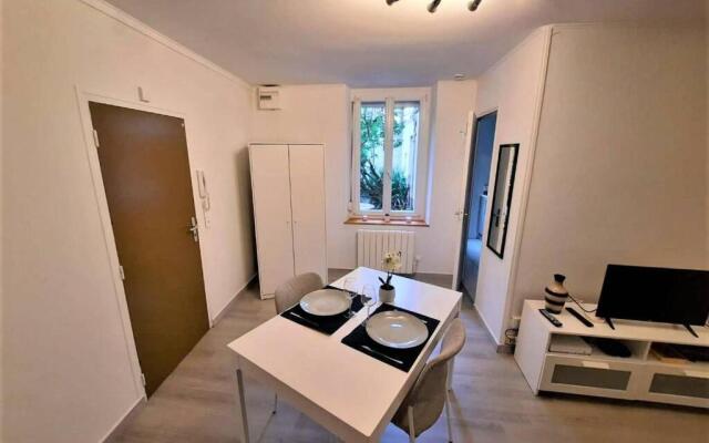 Grand studio confort avec extérieur
