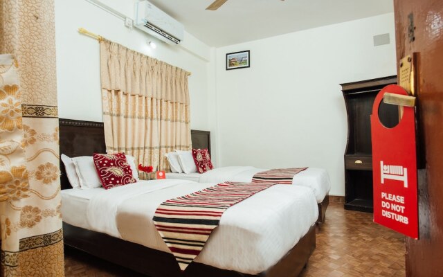 OYO 11456 Hotel Admire