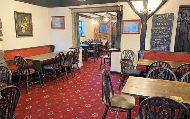 Lanehead Hotel