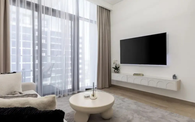 Waves - Azizi Riviera 24: Modern 1 Bedroom Apartment