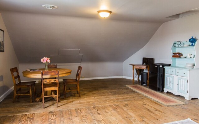 Stoltzfus Bed and Breakfast