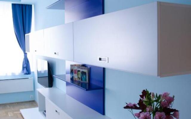 Blue Luxury Apartment