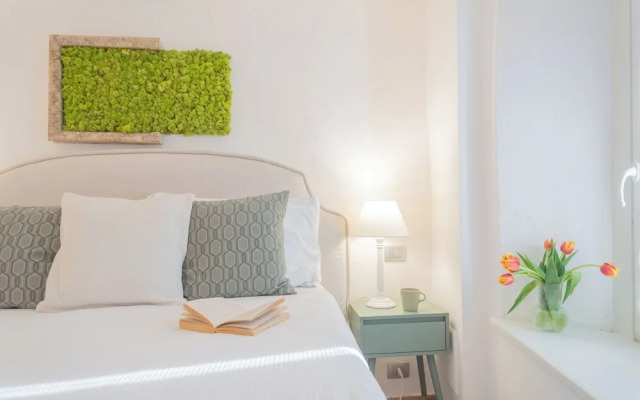 The Green Nest by Lake Como by Rent all Como