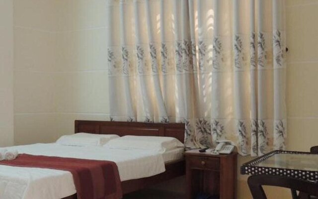 OYO 971 Lam Hoang Hotel (Vaccinated Staff)