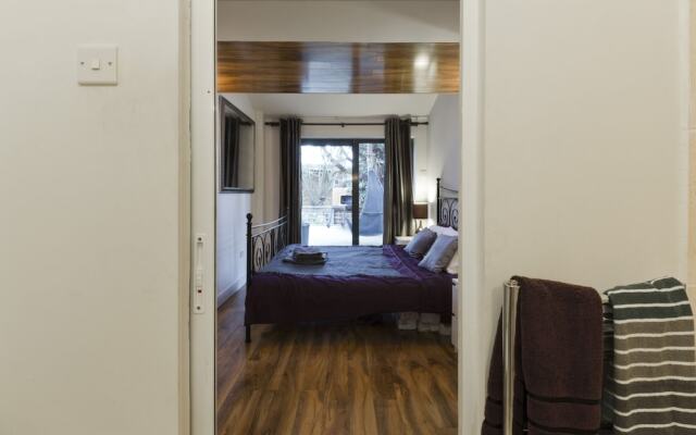 Egham House