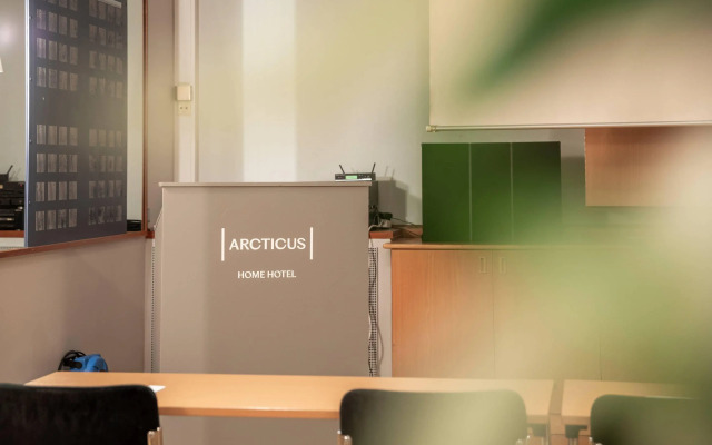 Home Hotel Arcticus