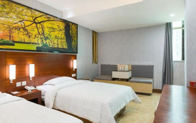 Vienna Hotel Dongguan Changping Avenue