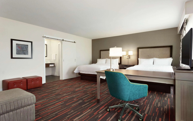 Hampton Inn & Suites St. Louis/Alton