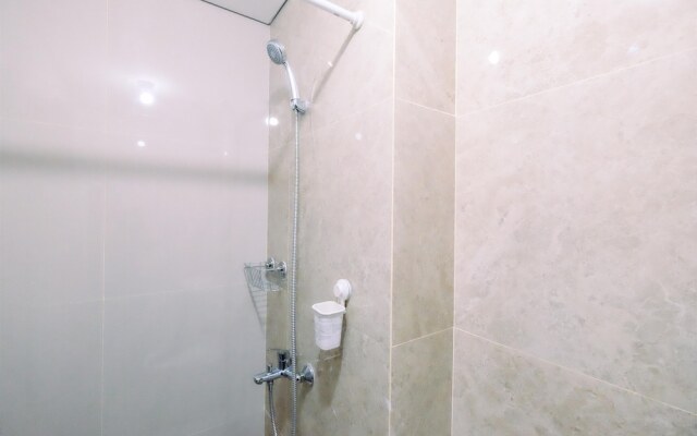 Restful And Minimalist Studio Transpark Cibubur Apartment