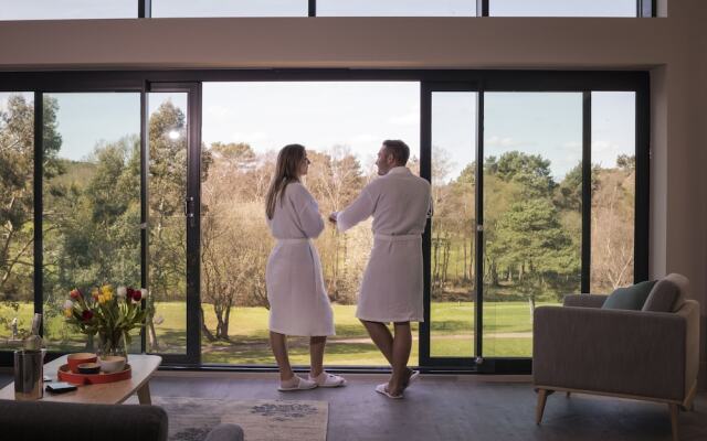 Old Thorns Hotel & Resort