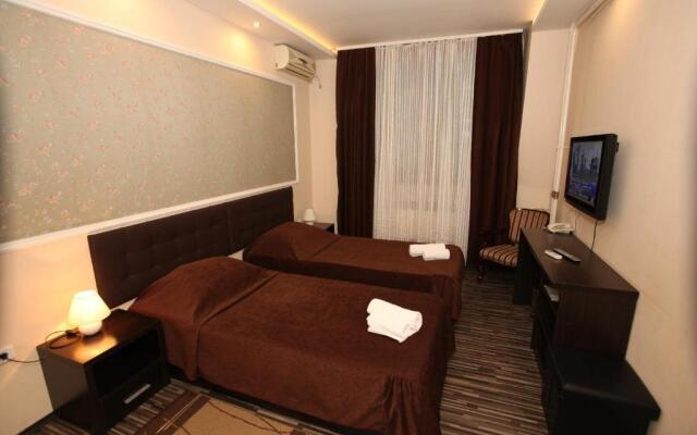 Petrus Hotel