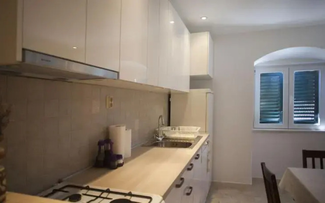 Stoneark Apartments